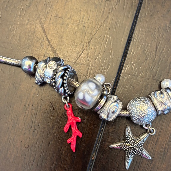 Pandora Inspired | Sea Life Charm Bracelet with Seahorse, starfish and coral - Picture 5 of 6